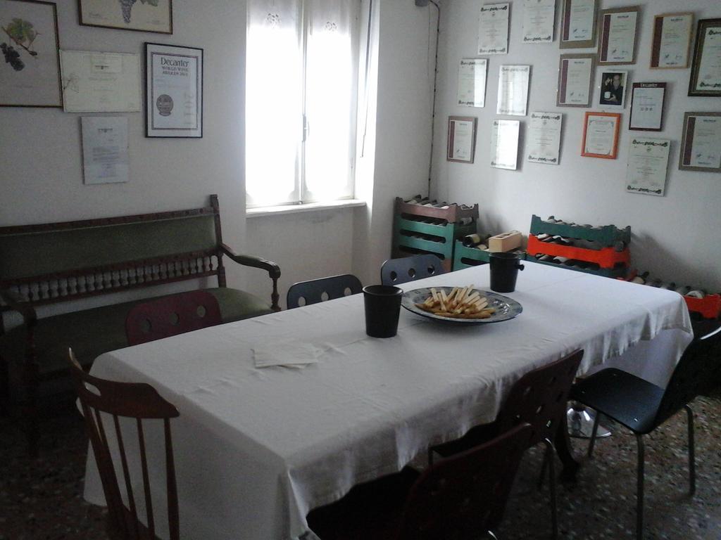 Agriturismo Il Ciabot Barolo Luaran gambar