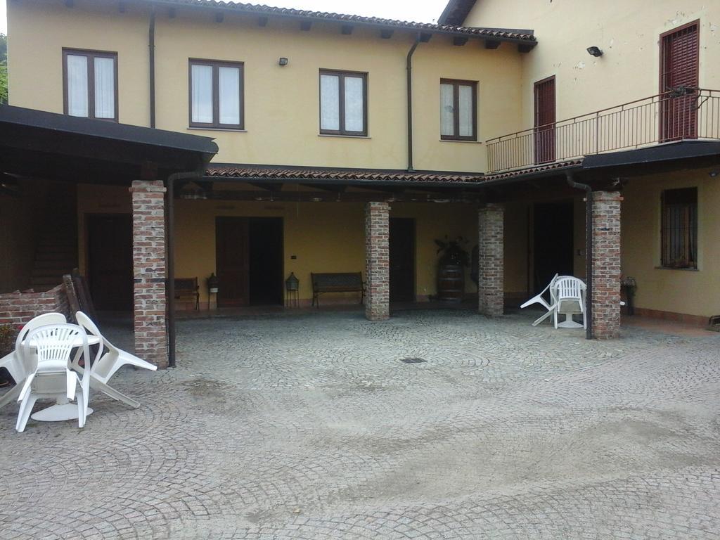 Agriturismo Il Ciabot Villa Barolo Luaran gambar